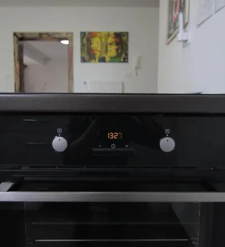 Entire In The Center With Free Parking Apartment *