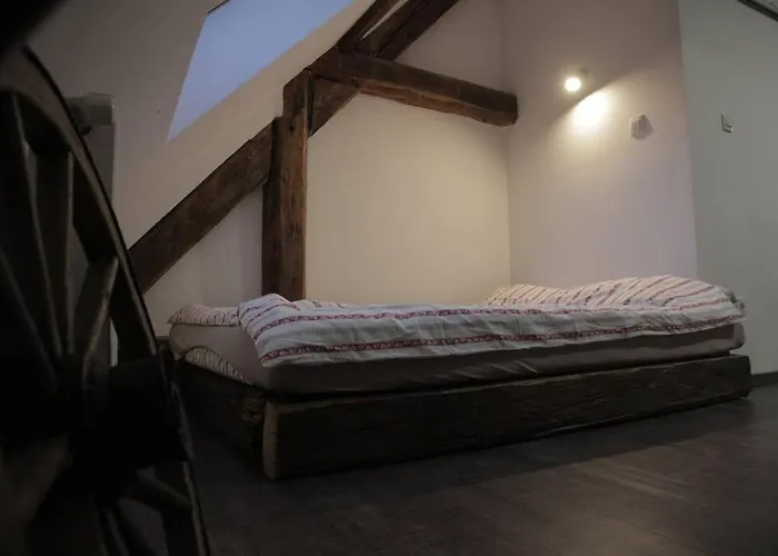 Entire In The Center With Free Parking شقة