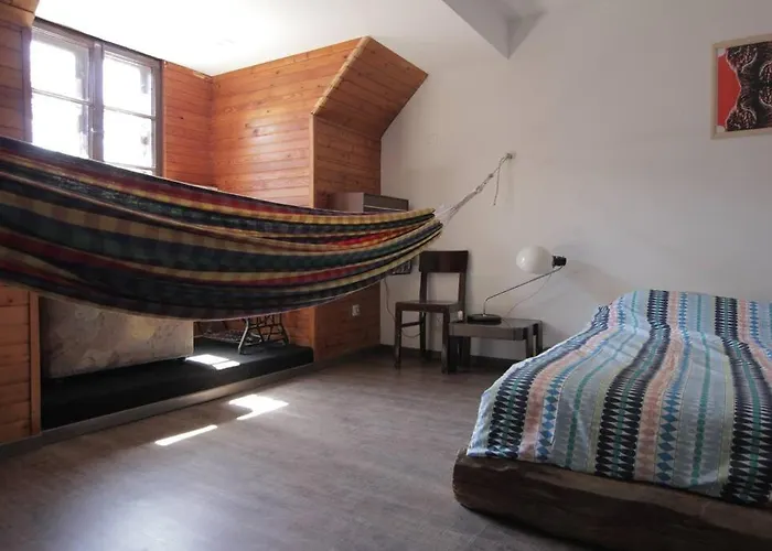 Апартаменты Entire In The Center With Free Parking *